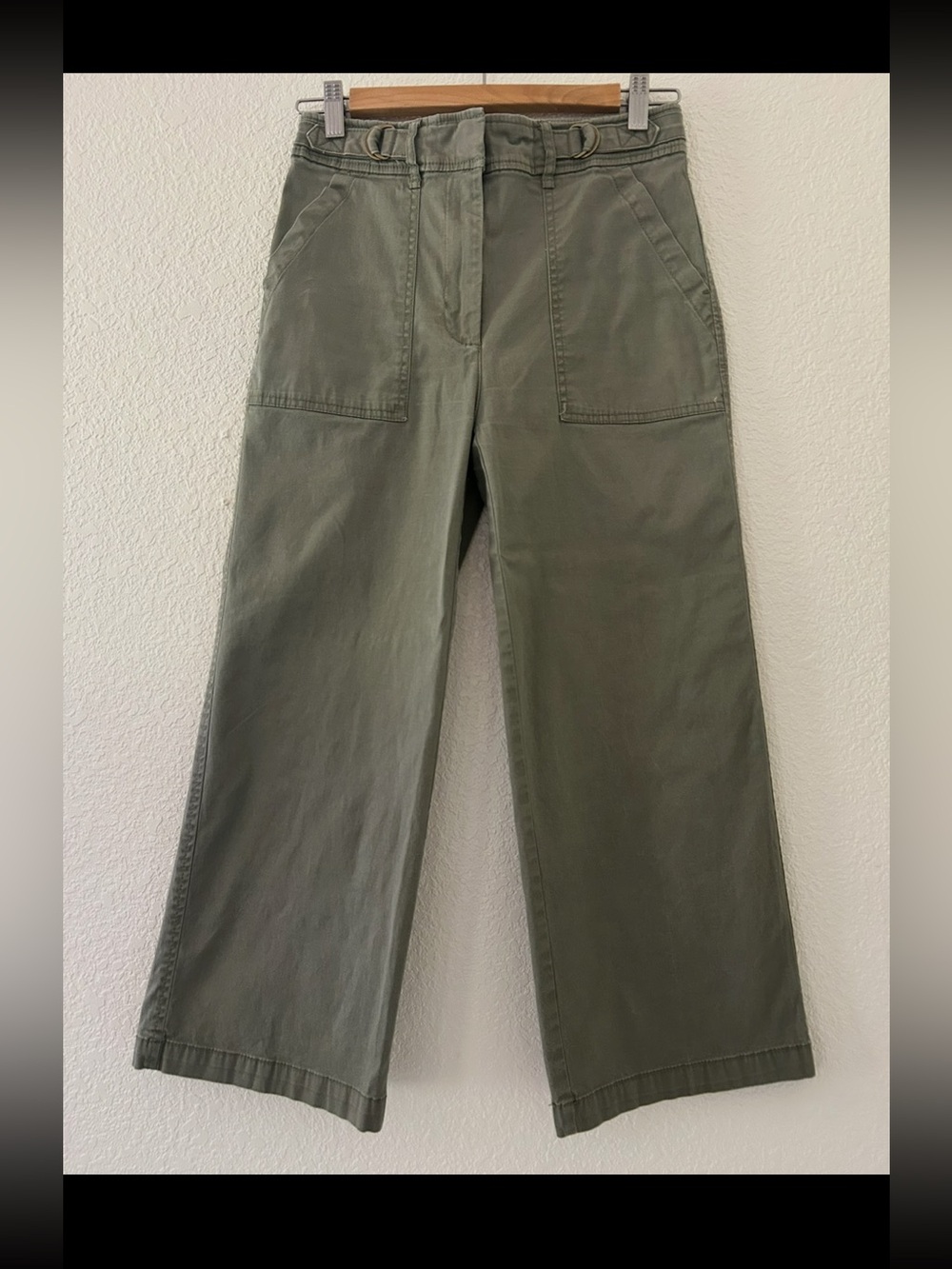 White House Black Market Olive Cropped Pants